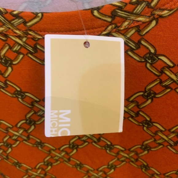 Michael Kors Chain Link Long
Sleeve Orange & Gold Top - Picture 5 of 7
